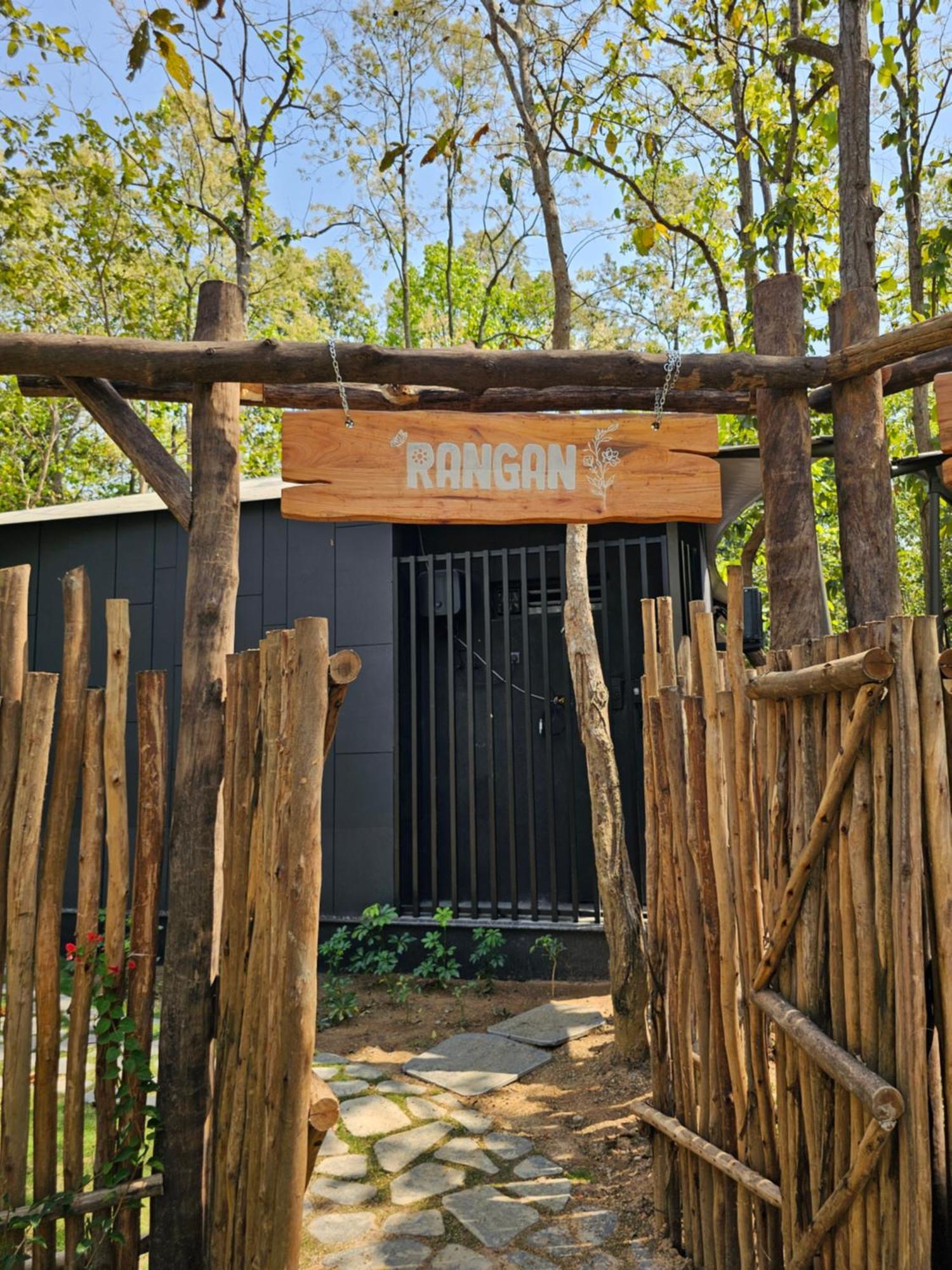 Hotel Sonar Bangla Joypur Forest Esterno foto